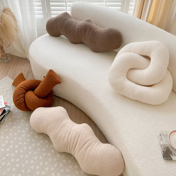 Ondas Bouclé Throw Pillow