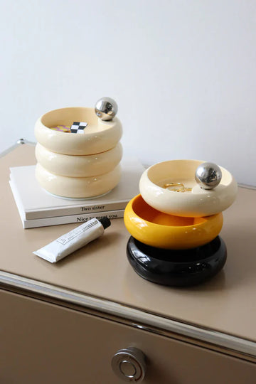 Bold Rotating Jewelry Box